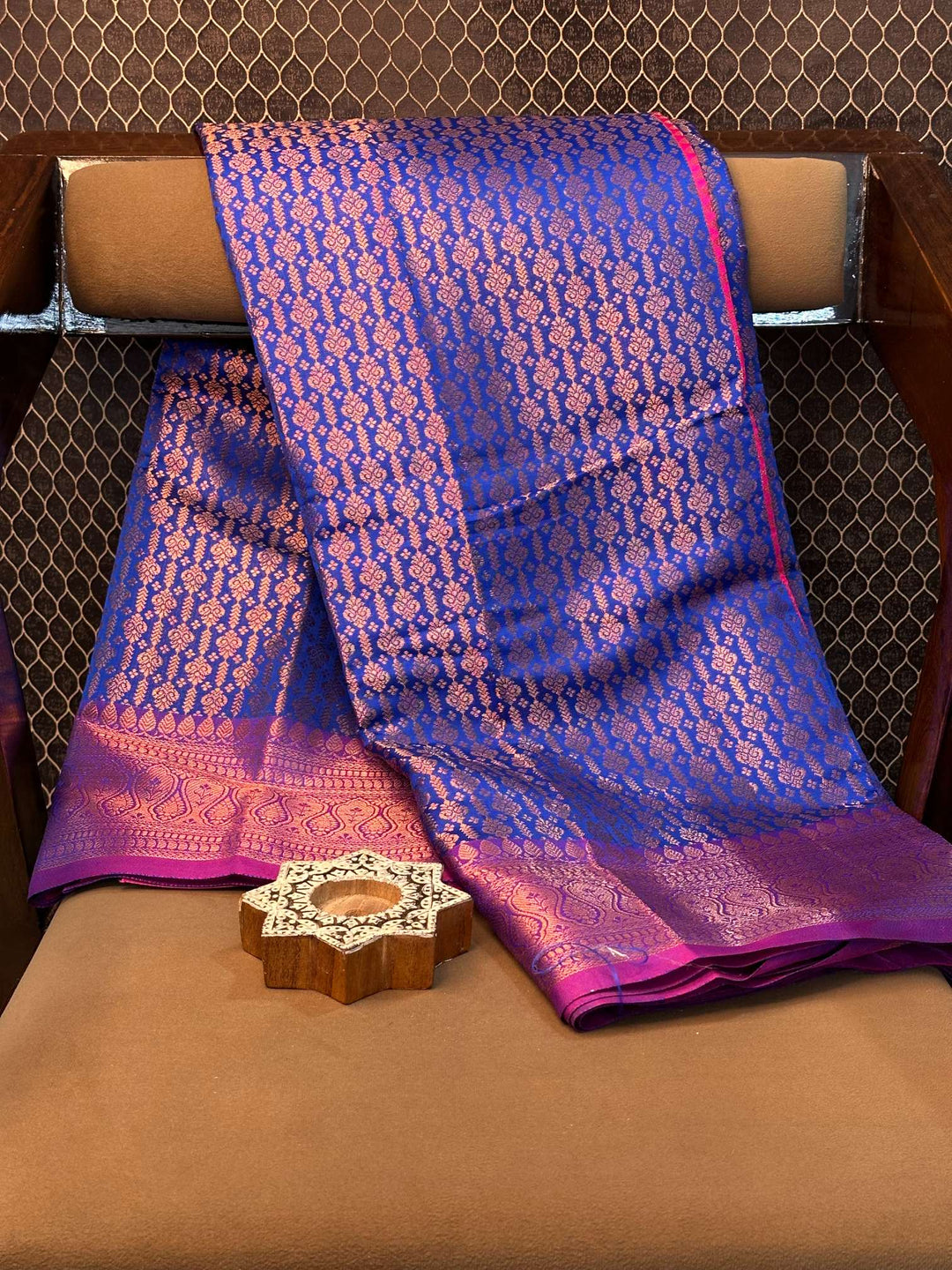 Eccentric zari weave Softsilk Heritage Banarasi saree