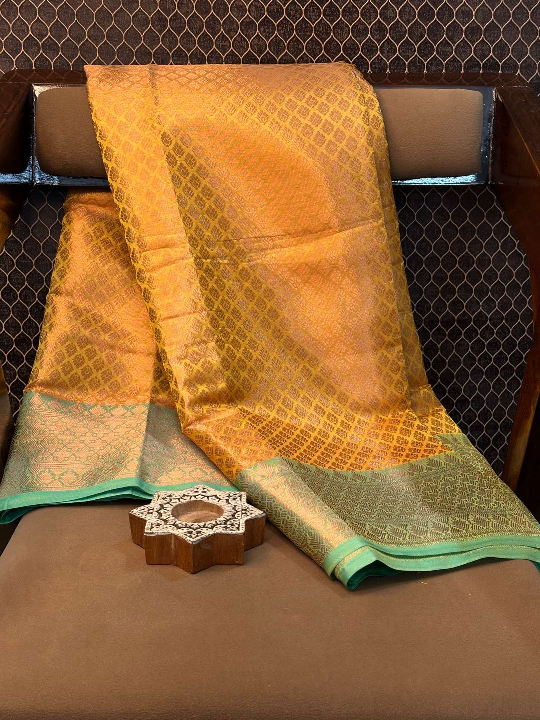 Eccentric zari weave Softsilk Heritage Banarasi saree