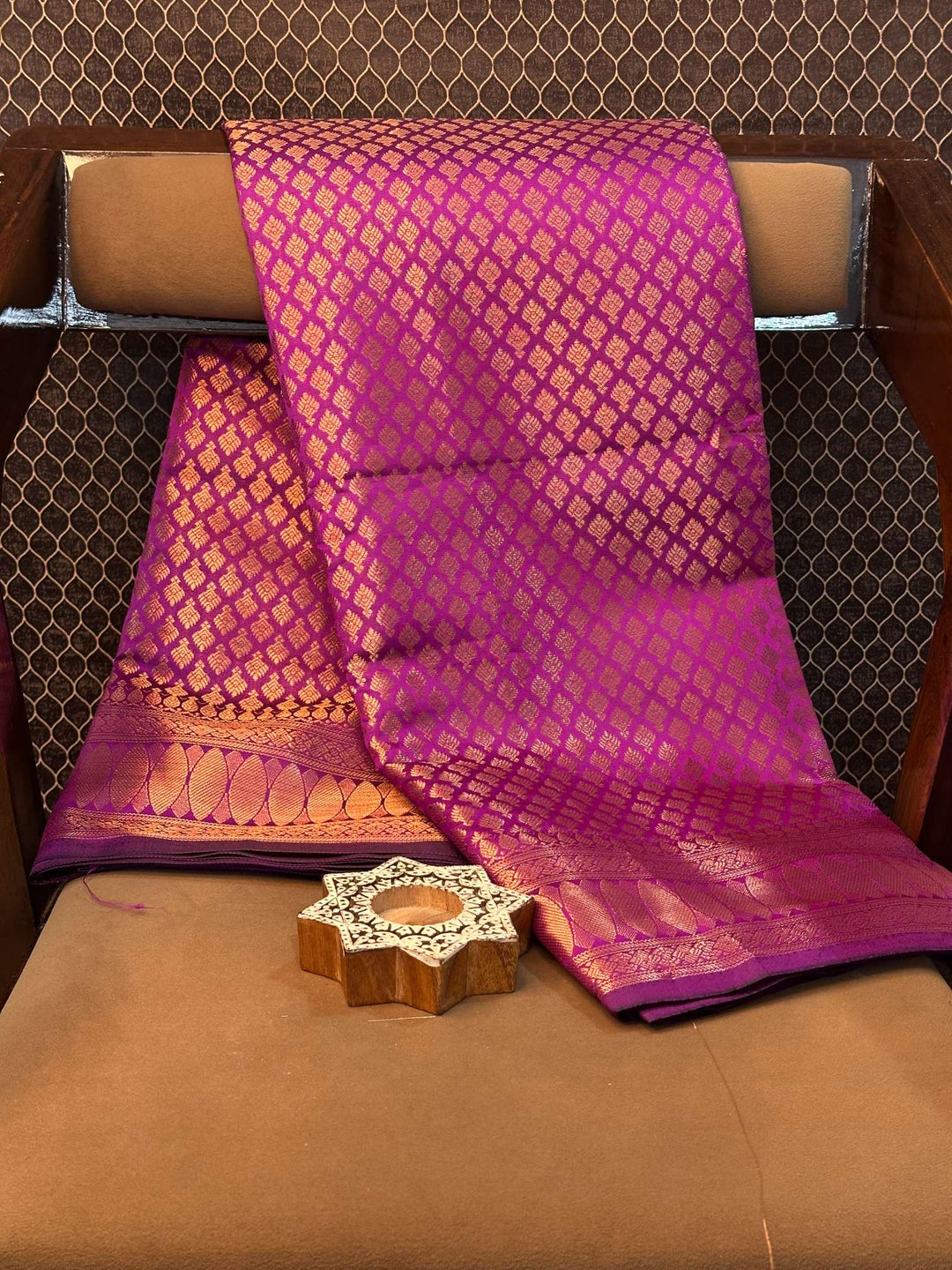 Eccentric zari weave Softsilk Banarasi saree