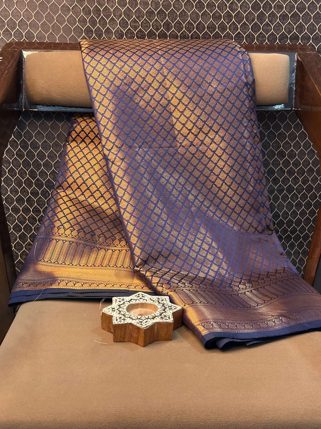Eccentric zari weave Softsilk Heritage Banarasi saree