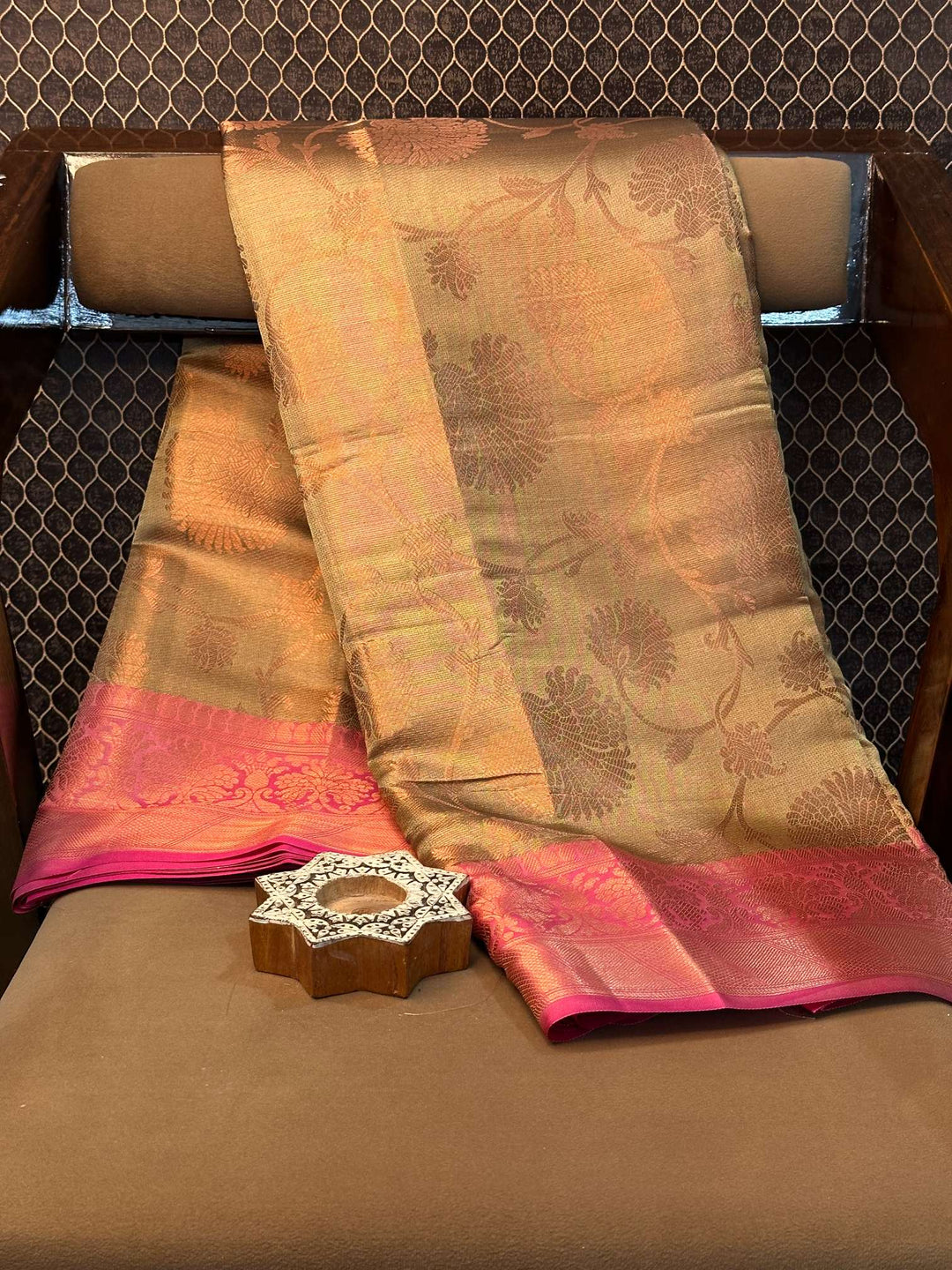 Eccentric zari weave Softsilk Heritage Banarasi saree