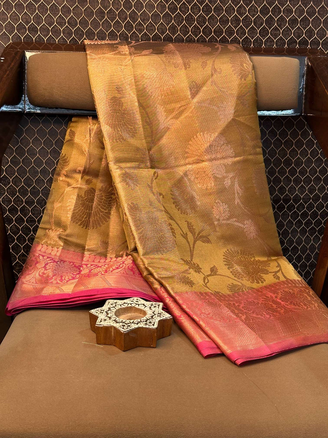 Eccentric zari weave Softsilk Heritage Banarasi saree