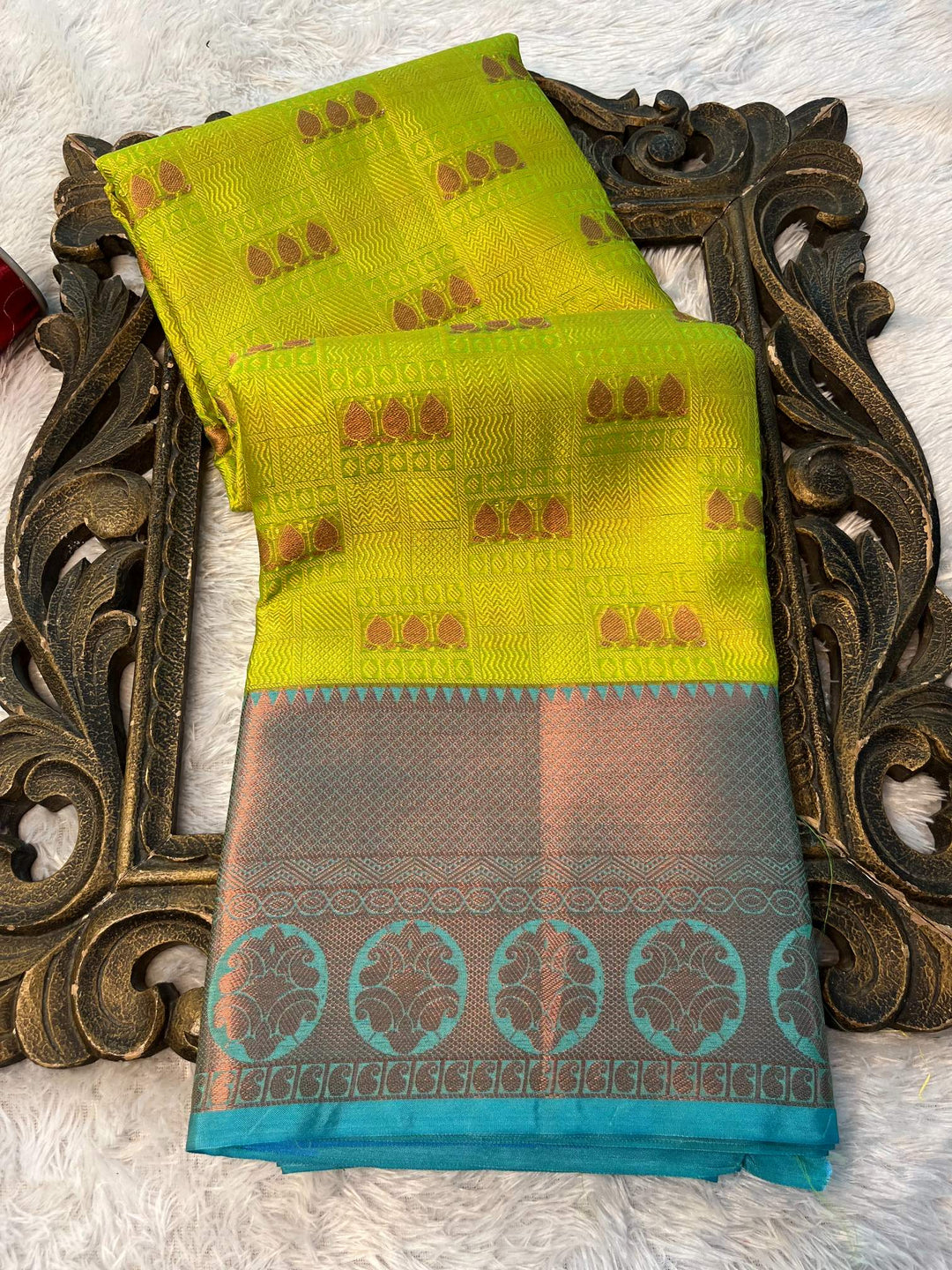 Soft Cotton Silk Rtique Zari Banarasi Saree