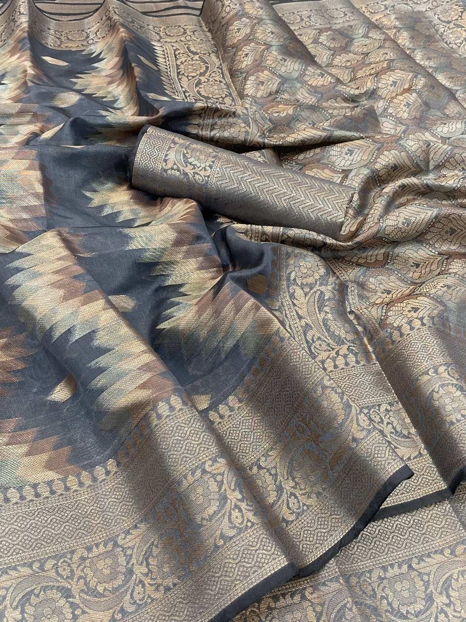 Abstract Gray Colour Look Soft Silk Saree