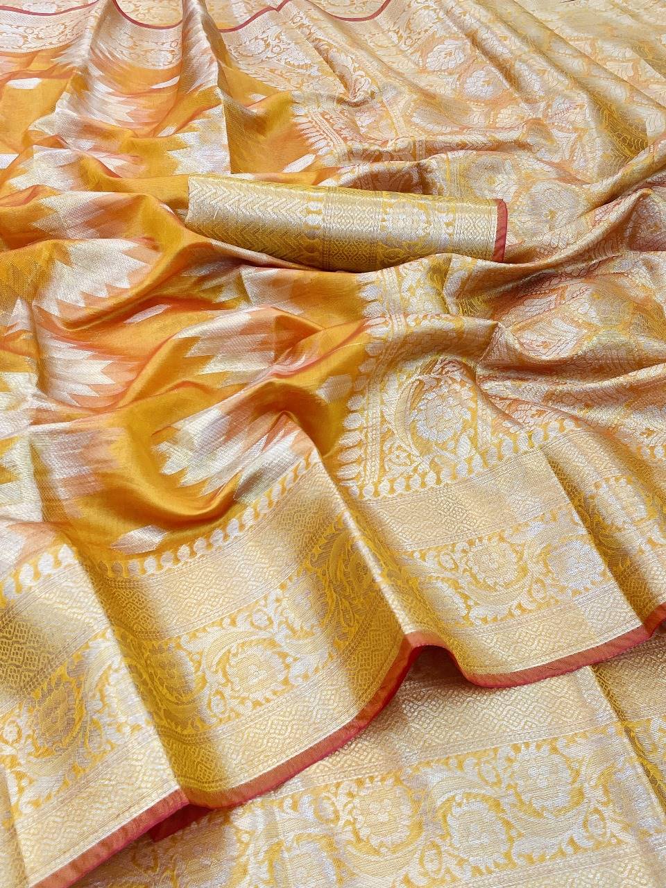 Kanchipuram sarees at Jayalakshmi Silks | Bridal, Designer, Indian Wedding Silk  Sarees Online Shopping – Jayalakshmi Silks