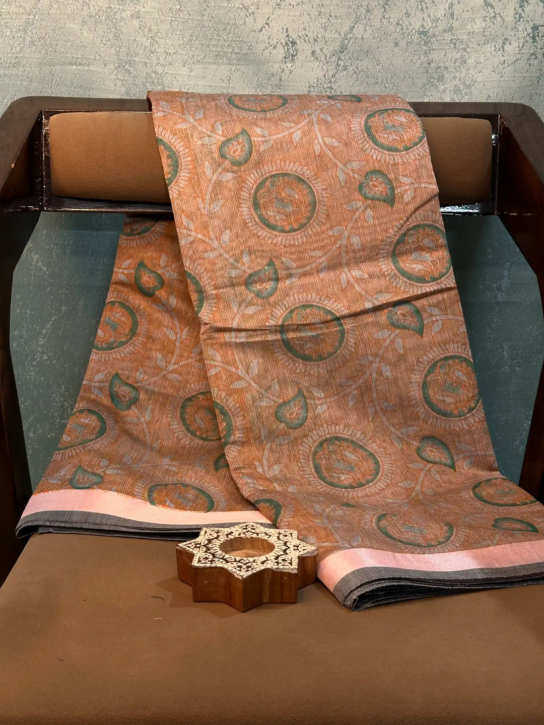 Eccentric Weave Softsilk Traditional Banarasi Saree