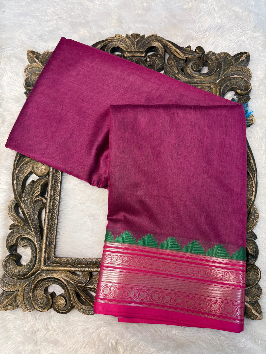 Contemporary Weave Kora Tissue Silk Banarasi Saree