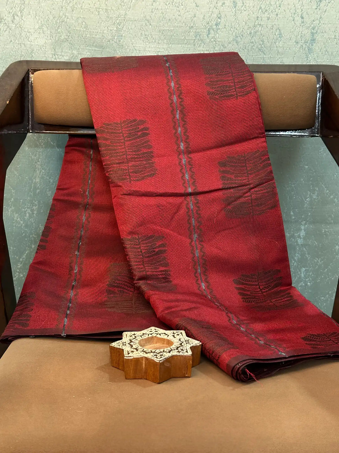 Contemporary Weave Kora Tissue Silk Banarasi Saree