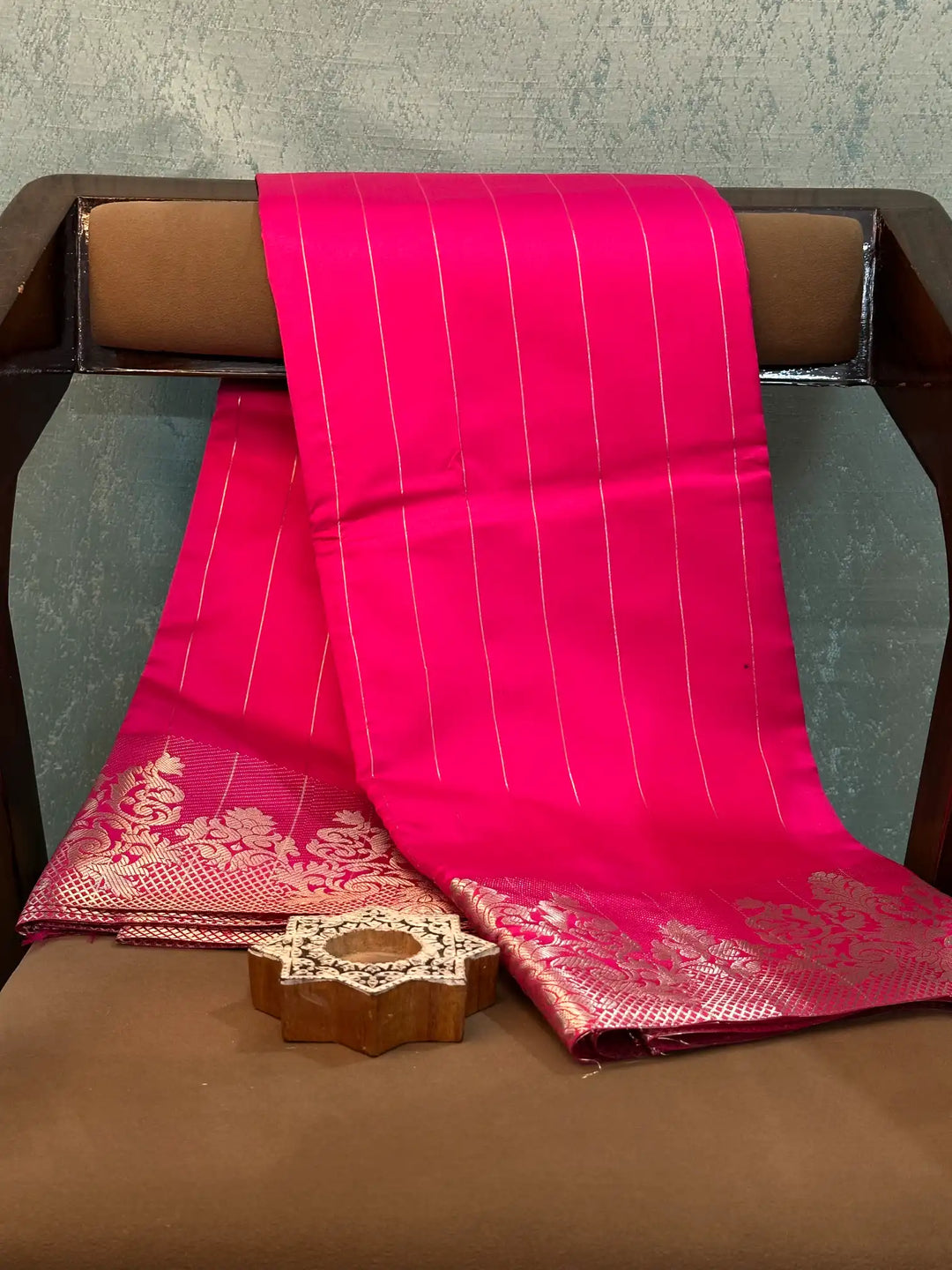 Contemporary Weave Kora Tissue Silk Banarasi Saree