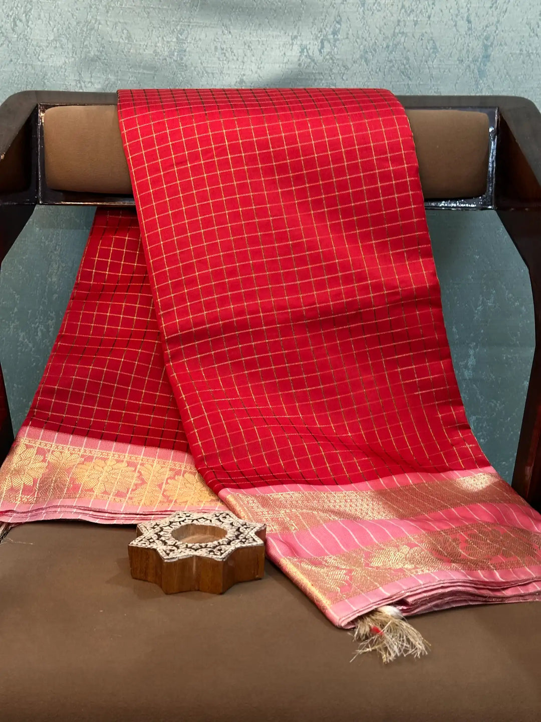 Eccentric Weave Softsilk Traditional Banarasi Saree