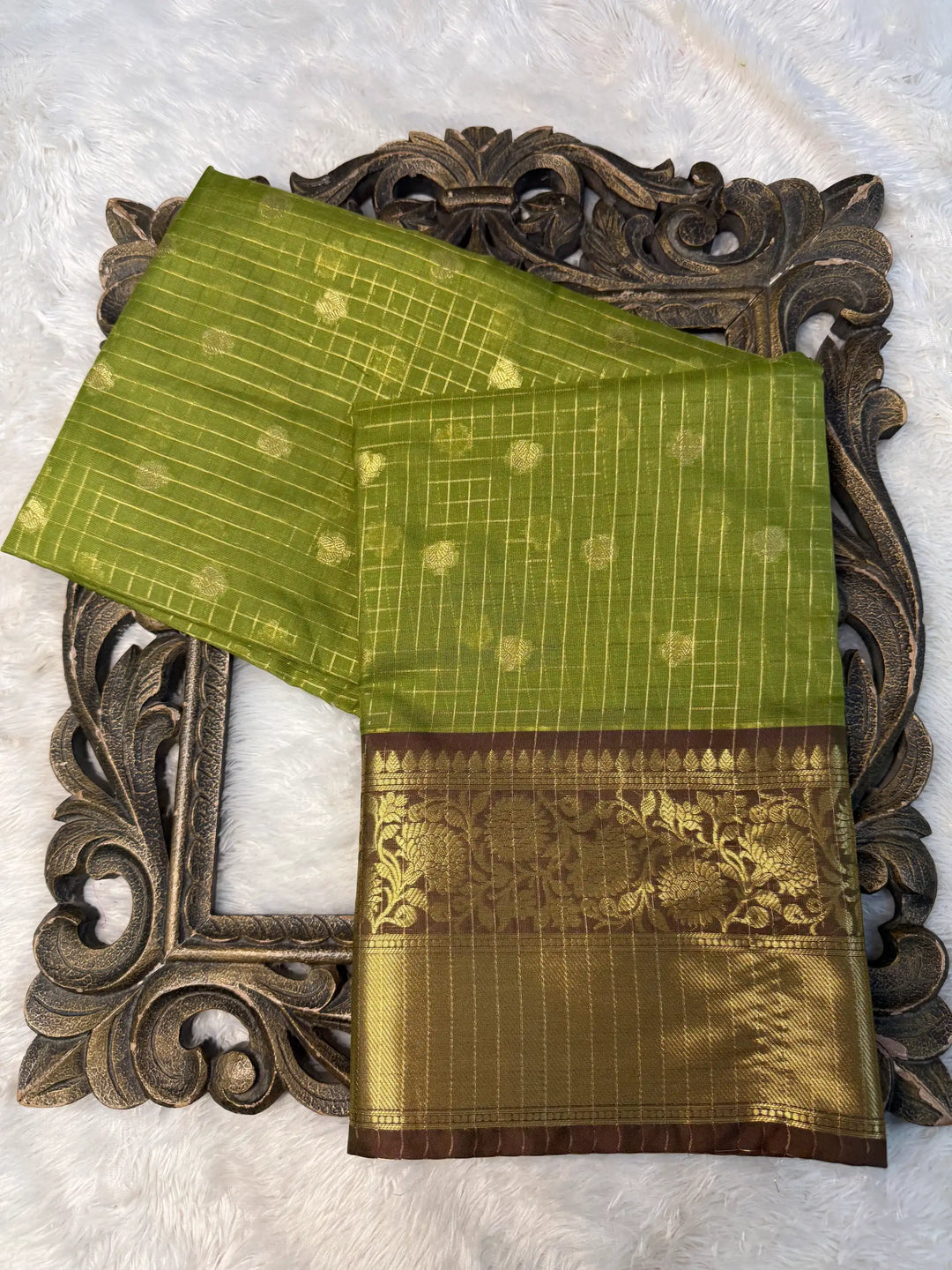 Eccentric Weave Softsilk Traditional Banarasi Saree