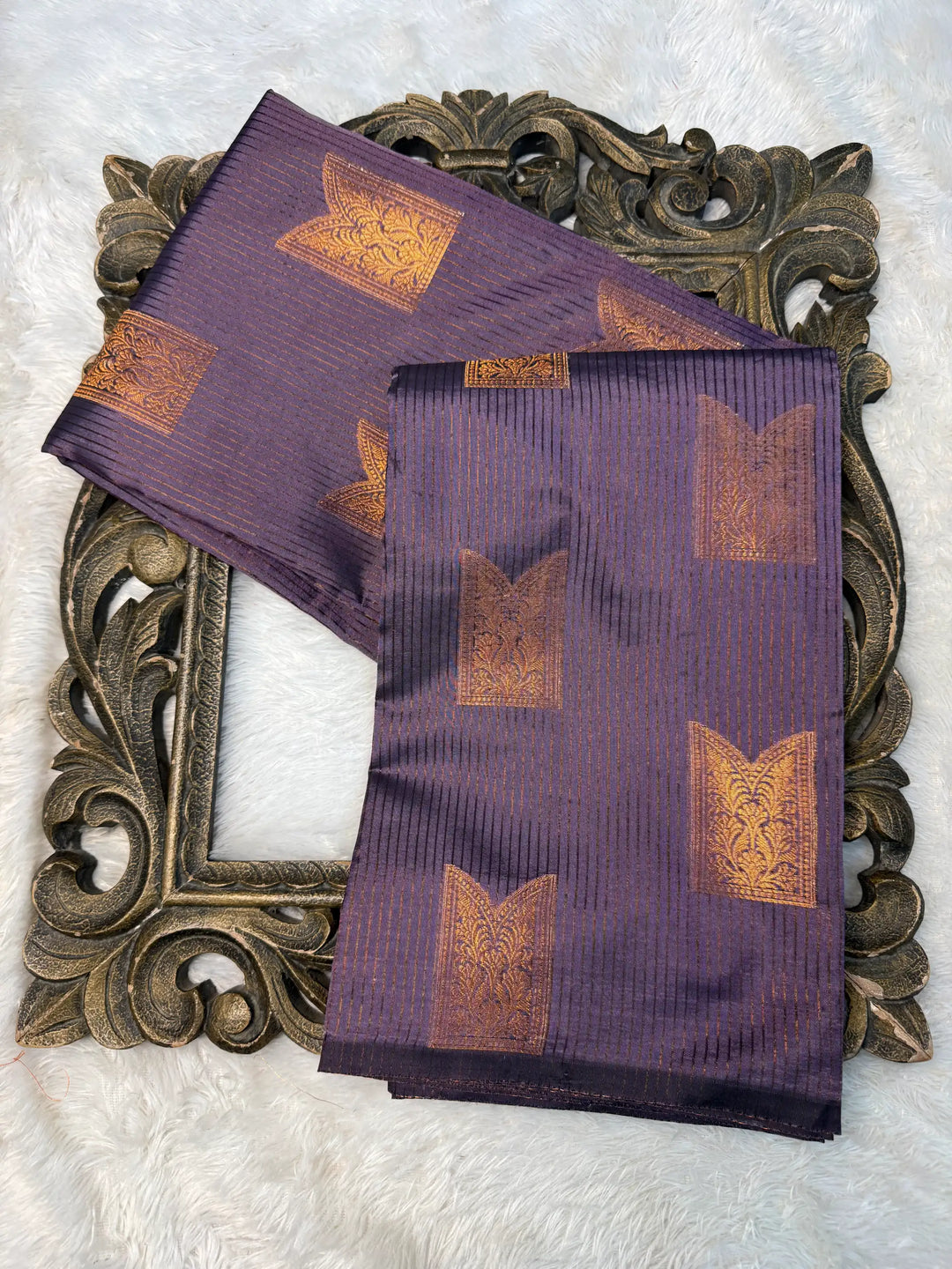 Contemporary Weave Kora Tissue Silk Banarasi Saree