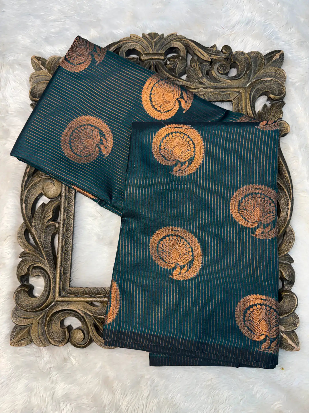 Contemporary Weave Kora Tissue Silk Banarasi Saree