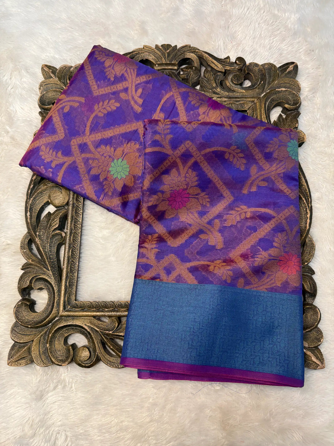 Eccentric Weave Softsilk Traditional Banarasi Saree