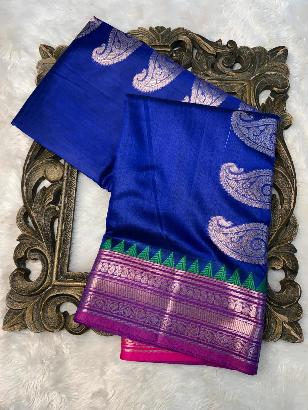 Contemporary Weave Kora Tissue Silk Banarasi Saree