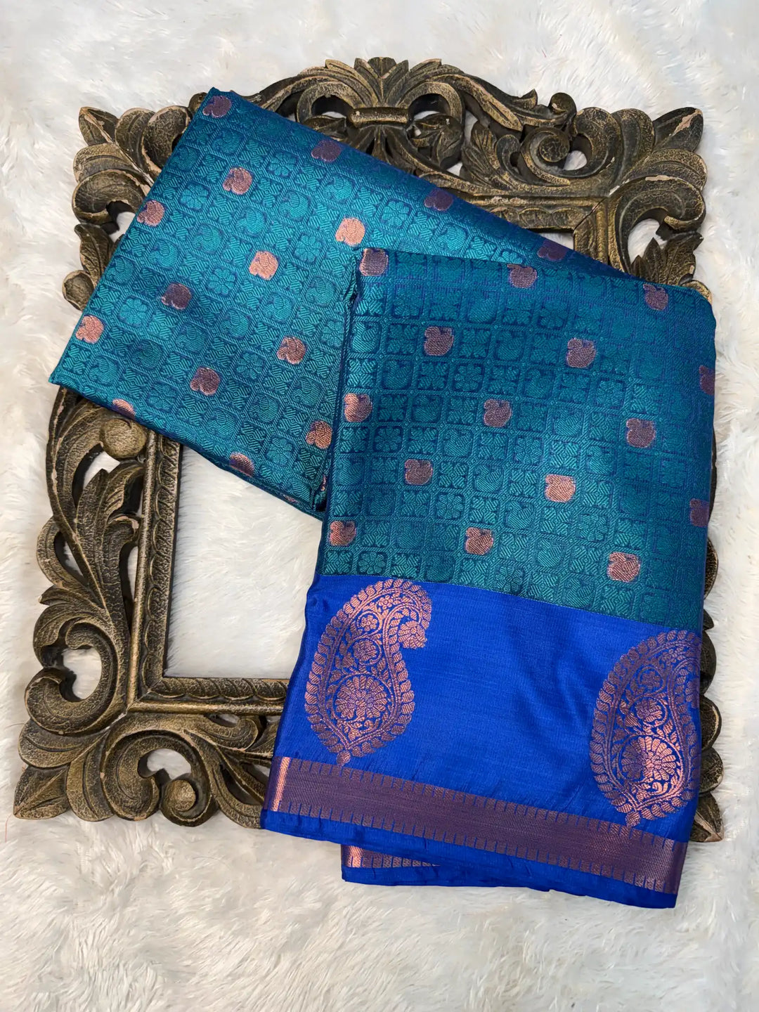 Contemporary Weave Kora Tissue Silk Banarasi Saree