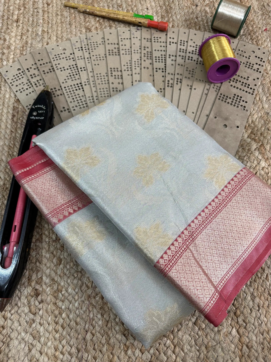Eccentric zari weave Softsilk Banarasi saree