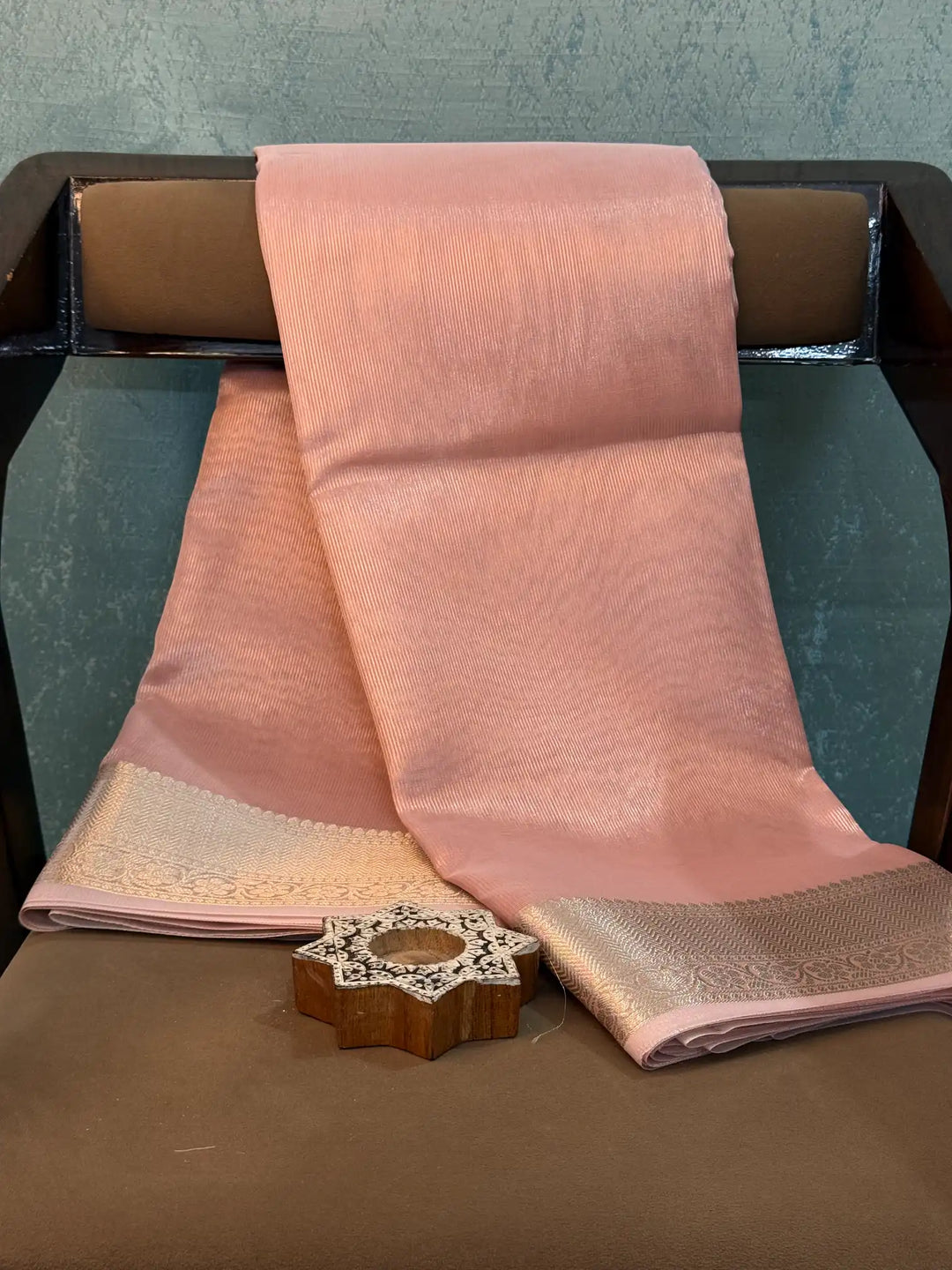 Contemporary Weave Kora Tissue Silk Banarasi Saree