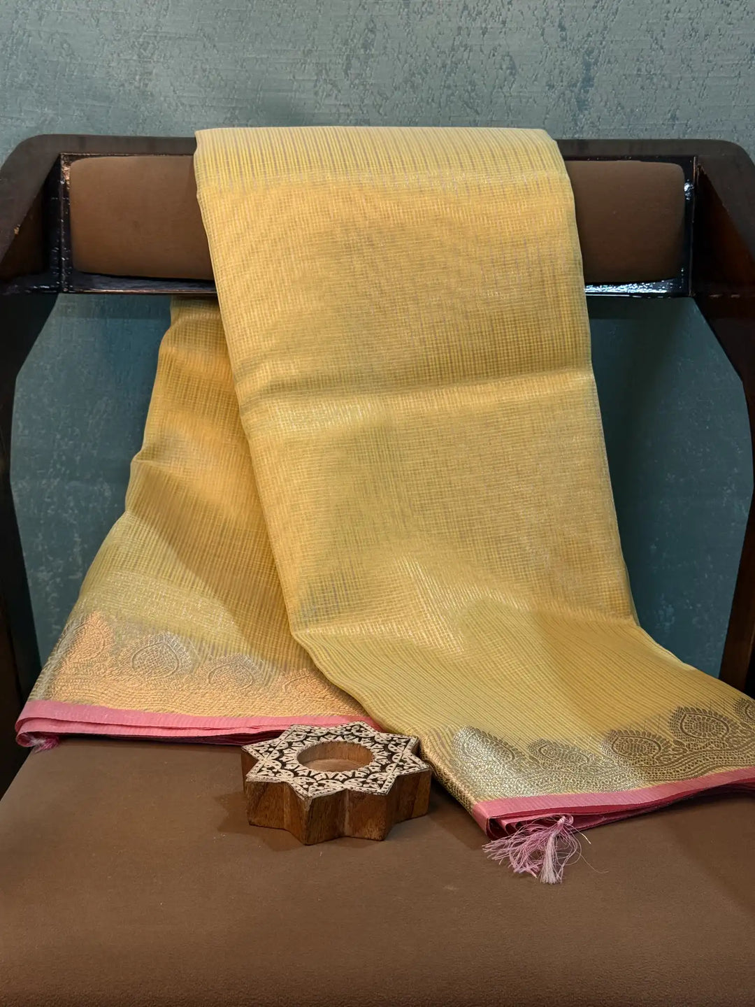 Eccentric Weave Softsilk Traditional Banarasi Saree
