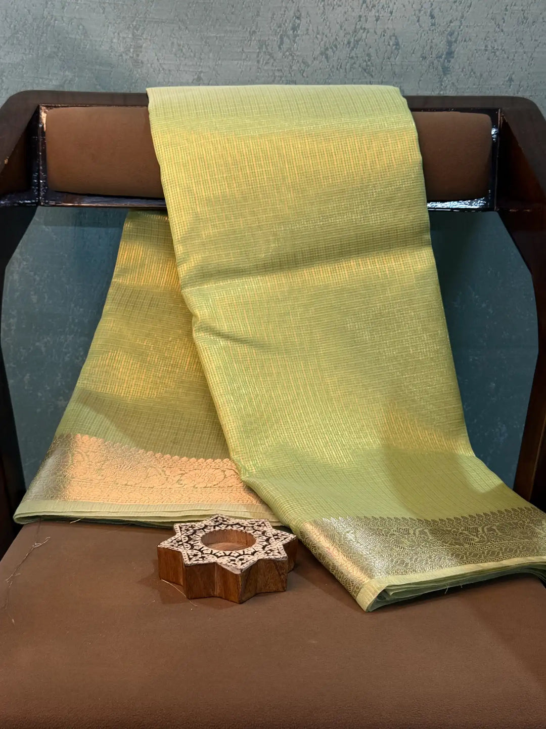 Eccentric Weave Softsilk Traditional Banarasi Saree