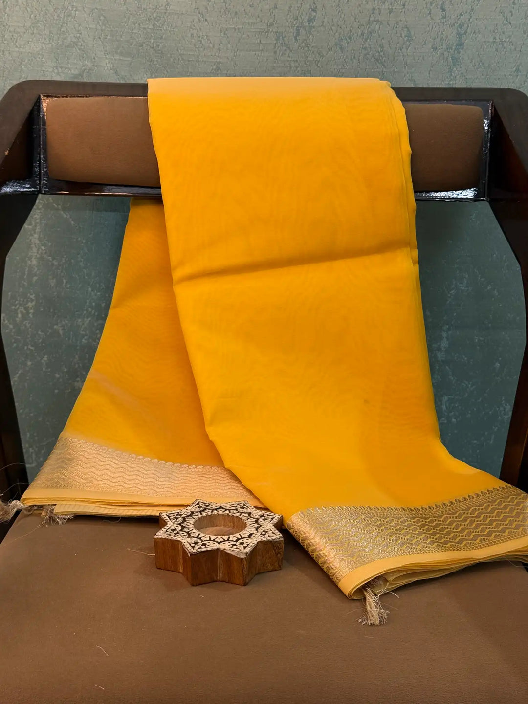 Eccentric Weave Softsilk Traditional Banarasi Saree