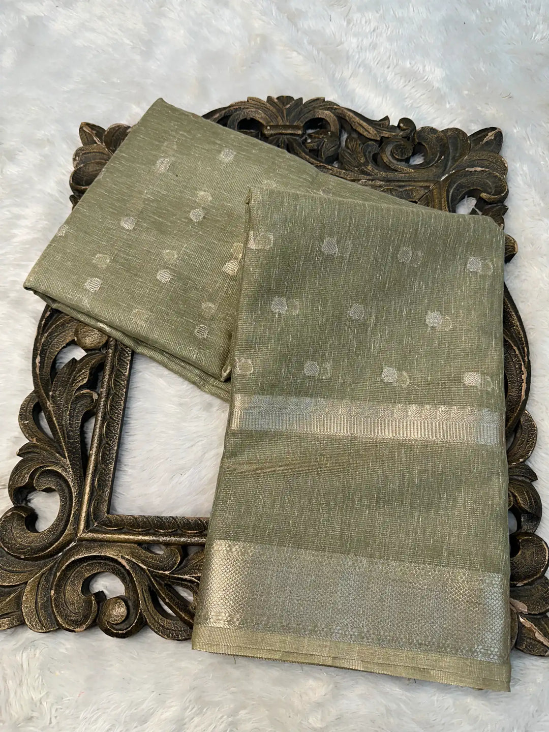 Contemporary Weave Kora Tissue Silk Banarasi Saree