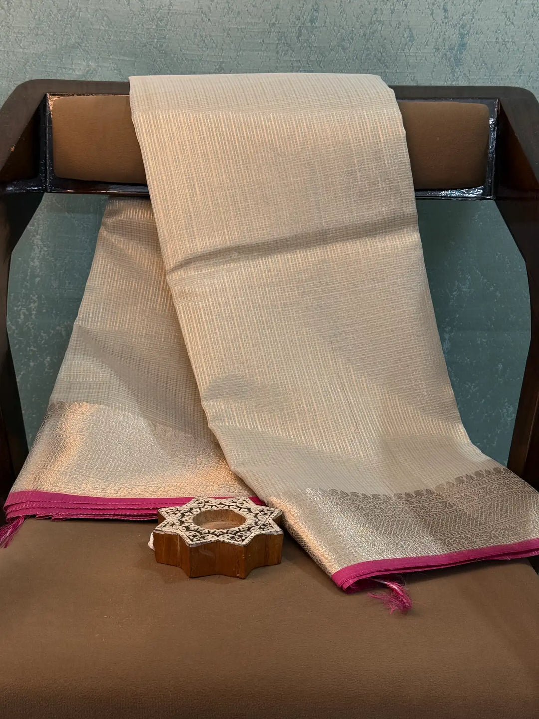 Contemporary Weave Kora Tissue Silk Banarasi Saree