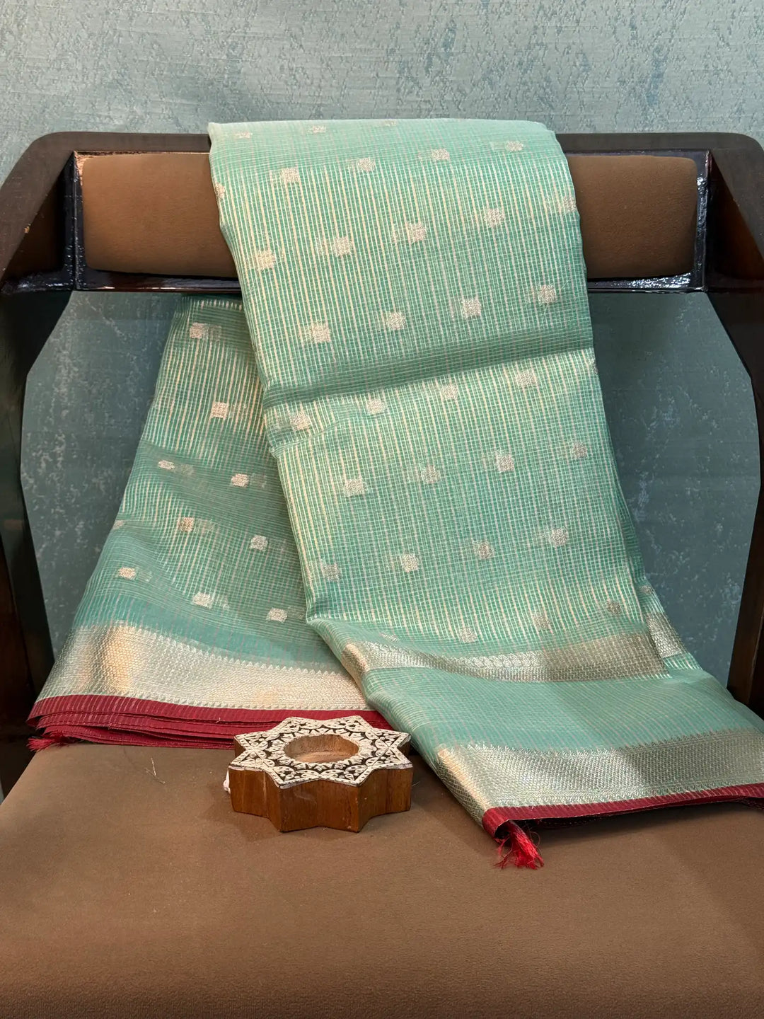 Contemporary Weave Kora Tissue Silk Banarasi Saree