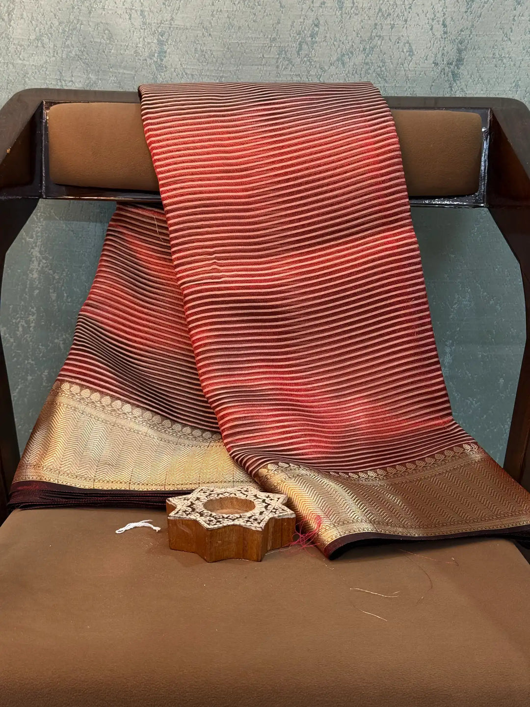 Contemporary Weave Kora Tissue Silk Banarasi Saree
