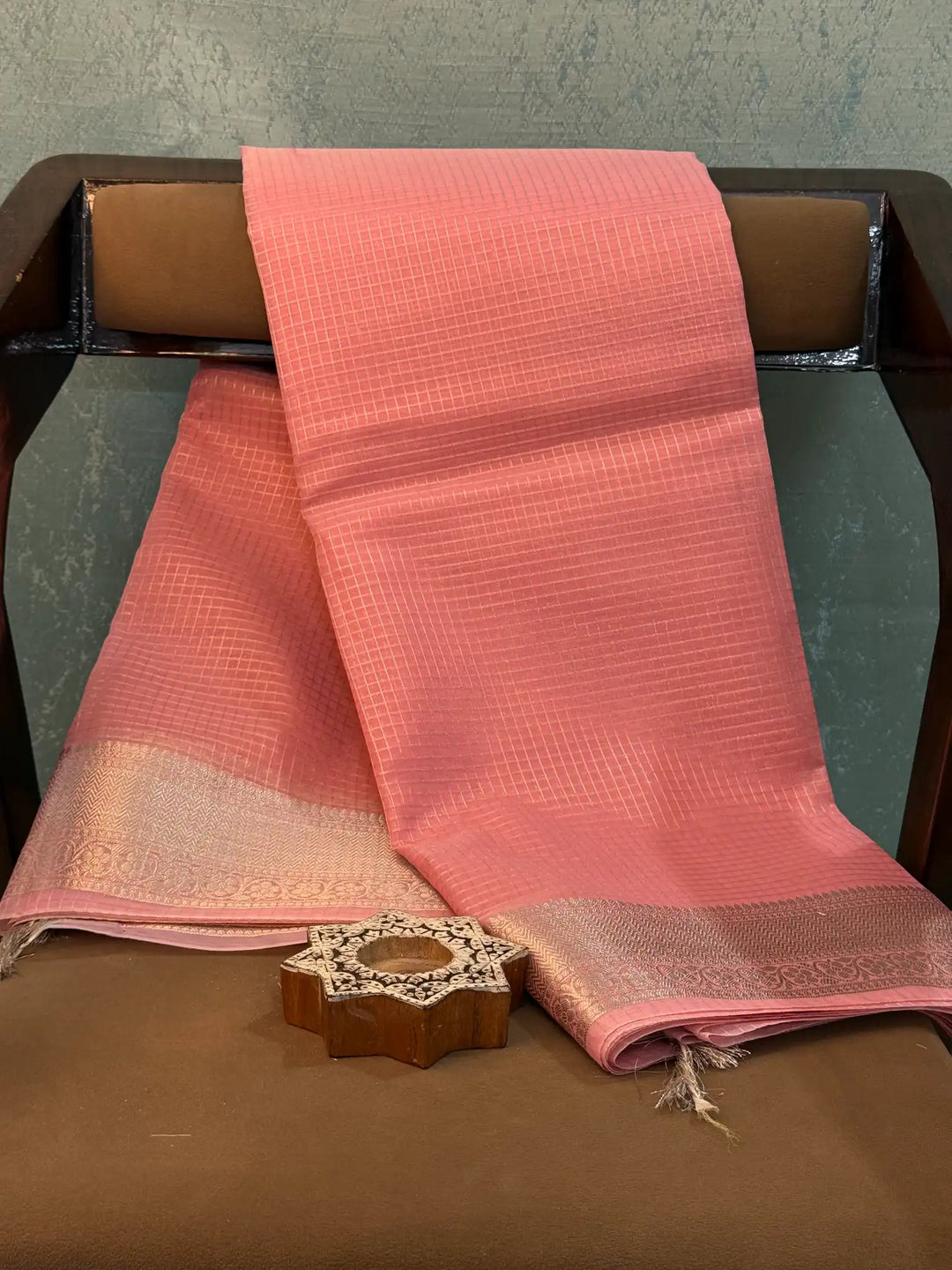 Contemporary Weave Kora Tissue Silk Banarasi Saree