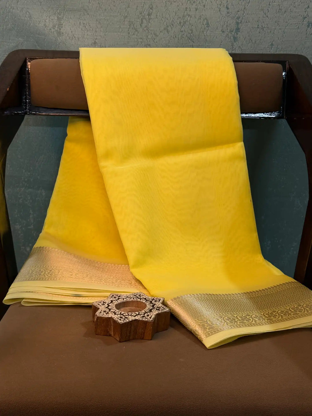 Eccentric Weave Softsilk Traditional Banarasi Saree