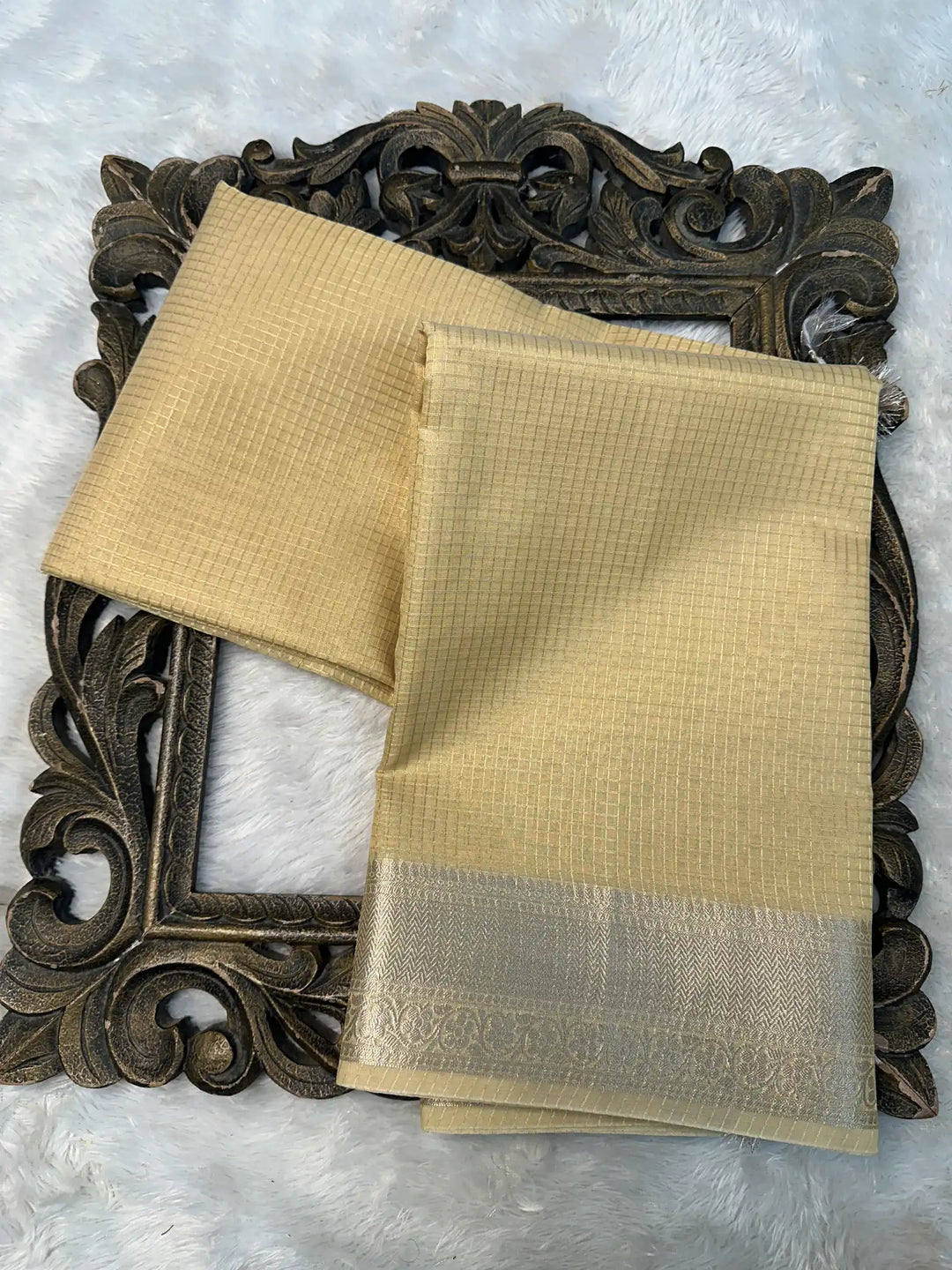 Contemporary Weave Kora Tissue Silk Banarasi Saree