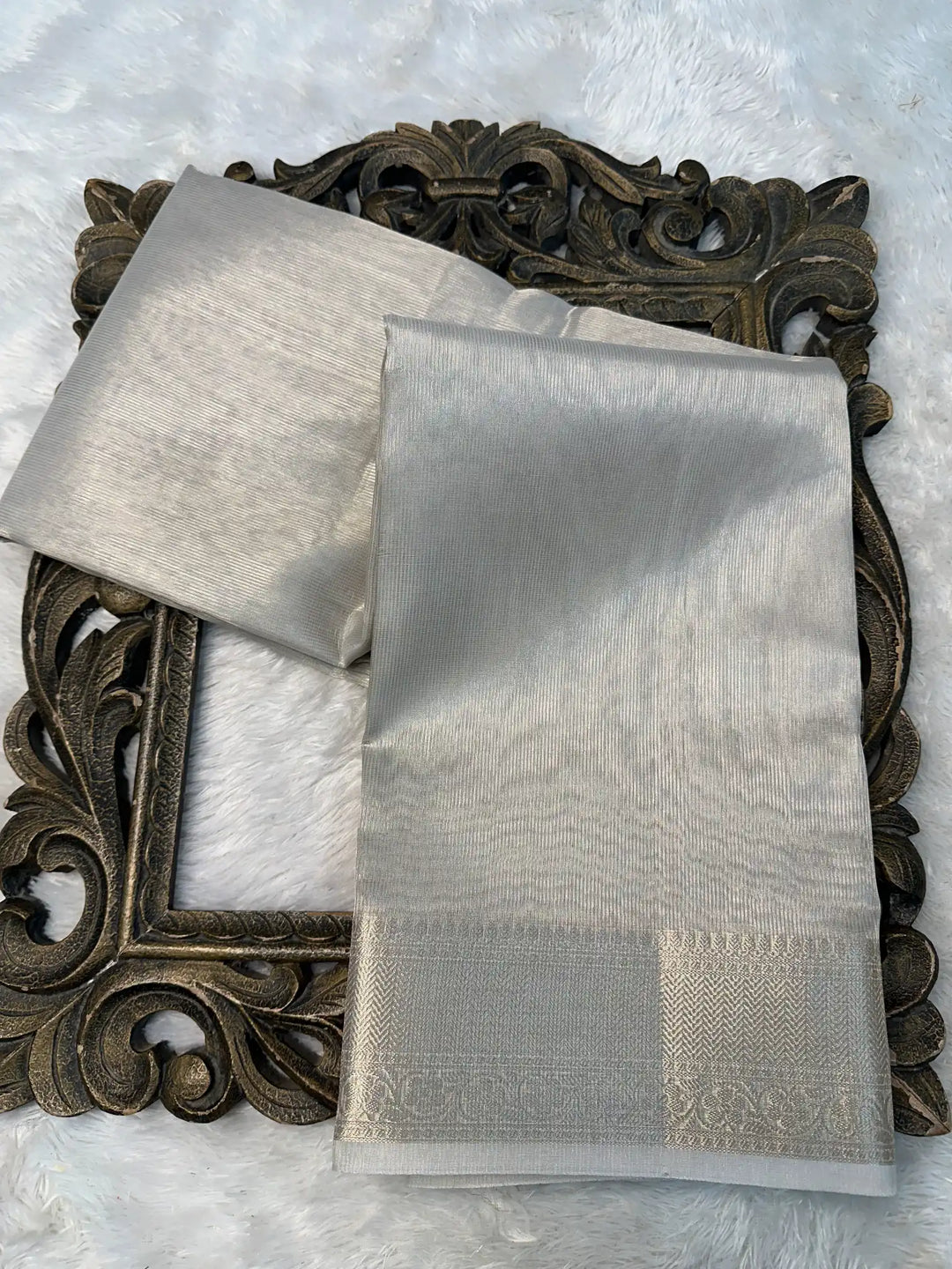 Contemporary Weave Kora Tissue Silk Banarasi Saree