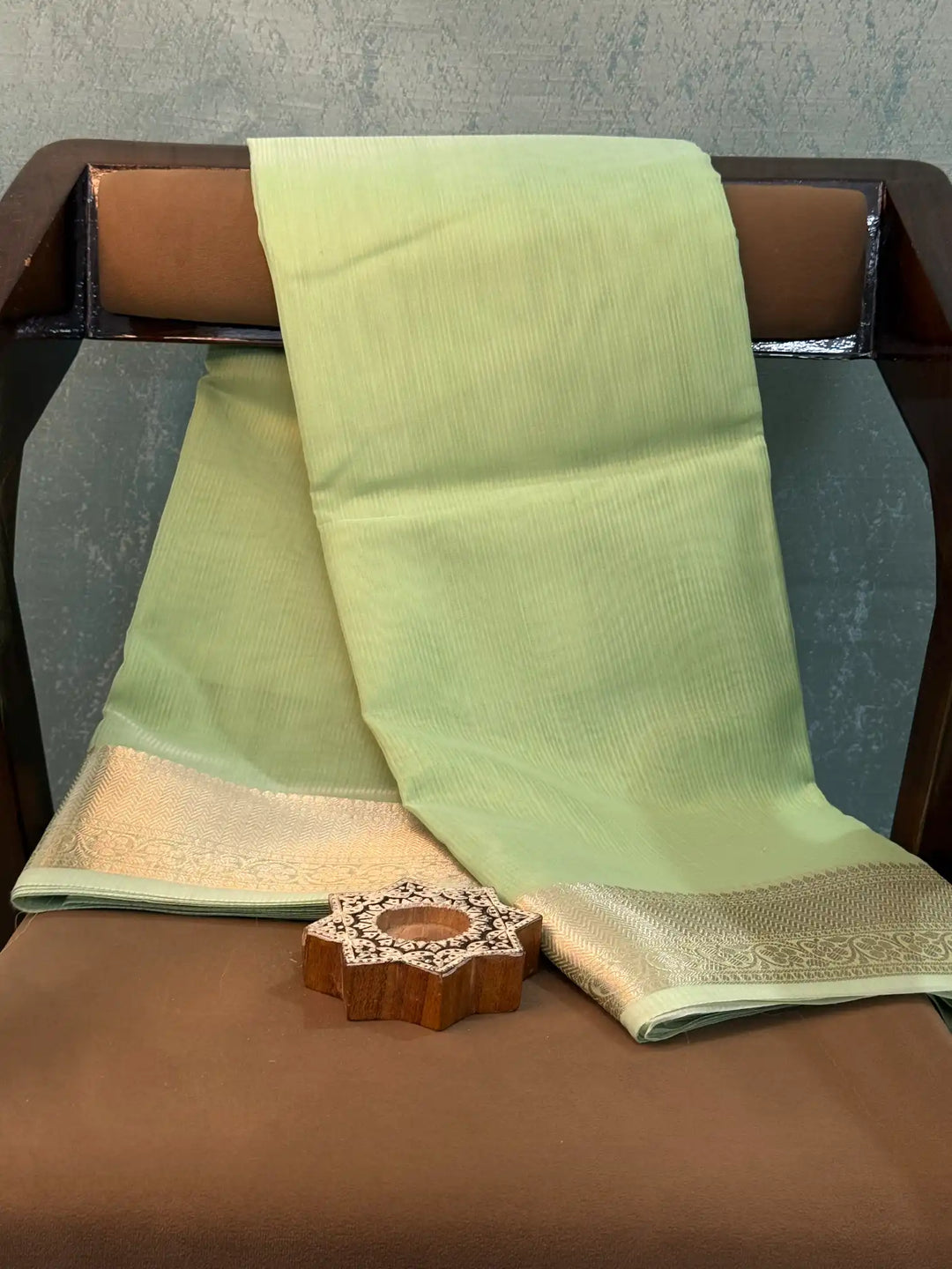 Eccentric Weave Softsilk Traditional Banarasi Saree