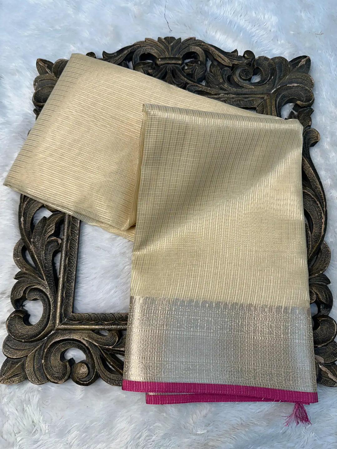 Eccentric Weave Softsilk Traditional Banarasi Saree
