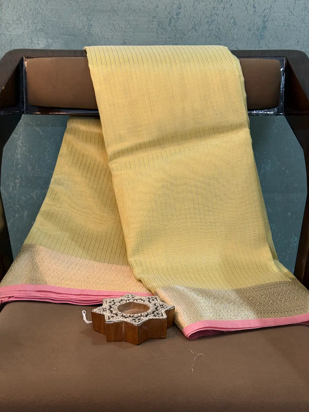 Eccentric Weave Softsilk Traditional Banarasi Saree