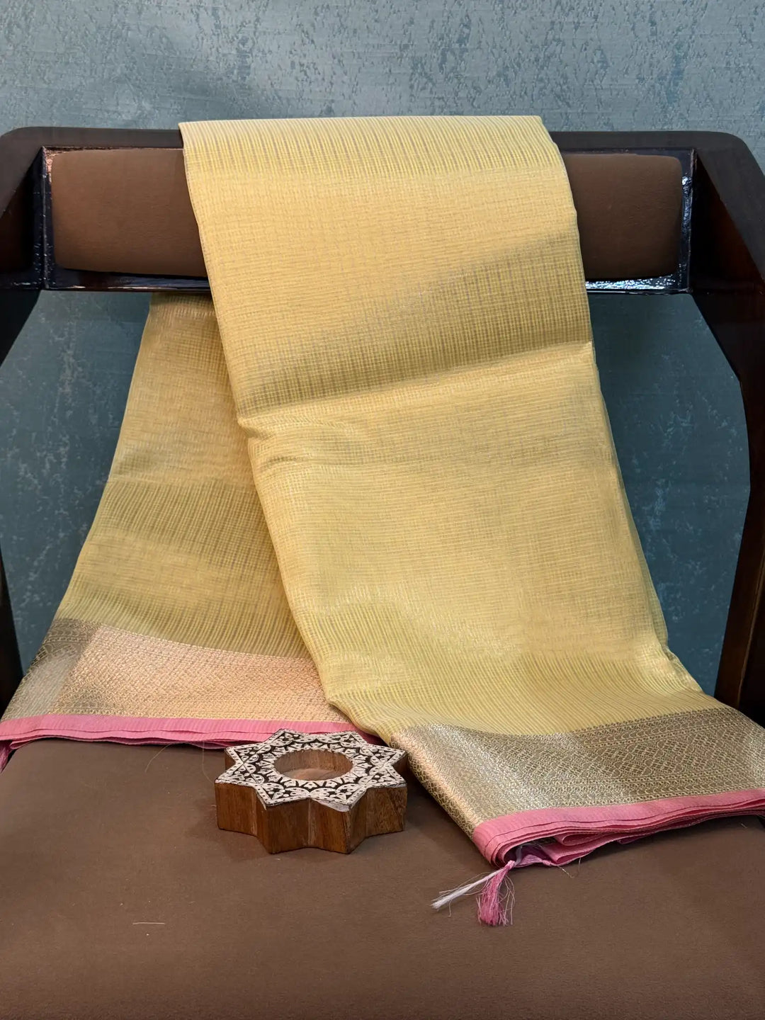 Contemporary Weave Kora Tissue Silk Banarasi Saree