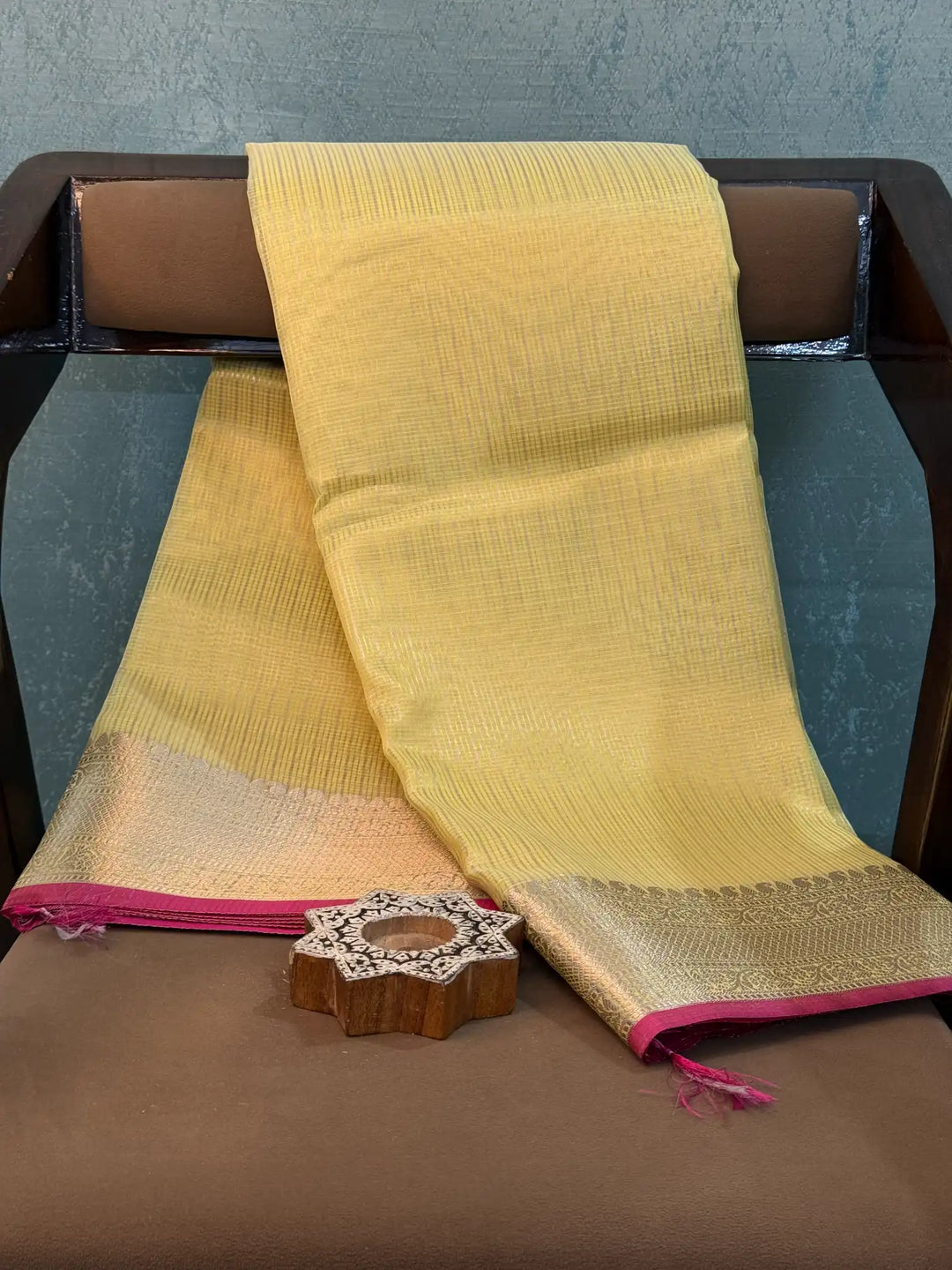 Contemporary Weave Kora Tissue Silk Banarasi Saree
