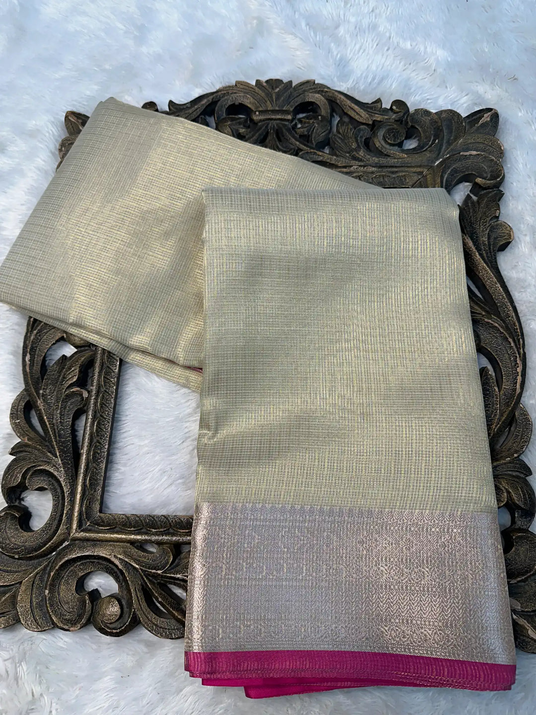 Contemporary Weave Kora Tissue Silk Banarasi Saree