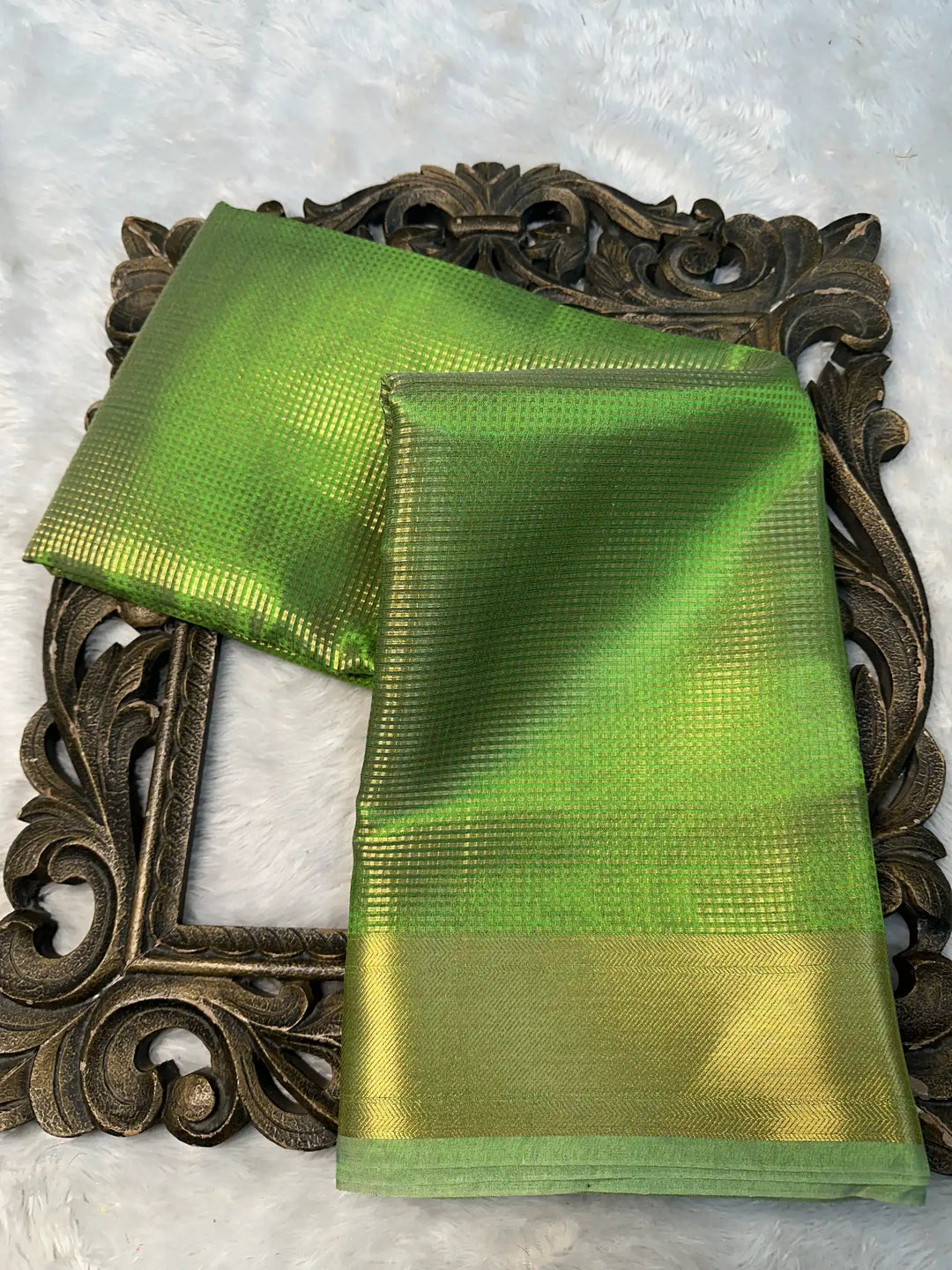 Contemporary Weave Kora Tissue Silk Banarasi Saree