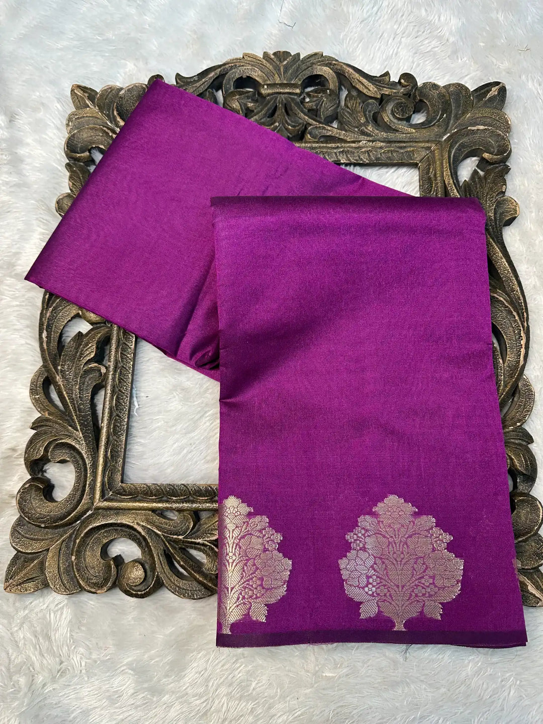Contemporary Weave Kora Tissue Silk Banarasi Saree