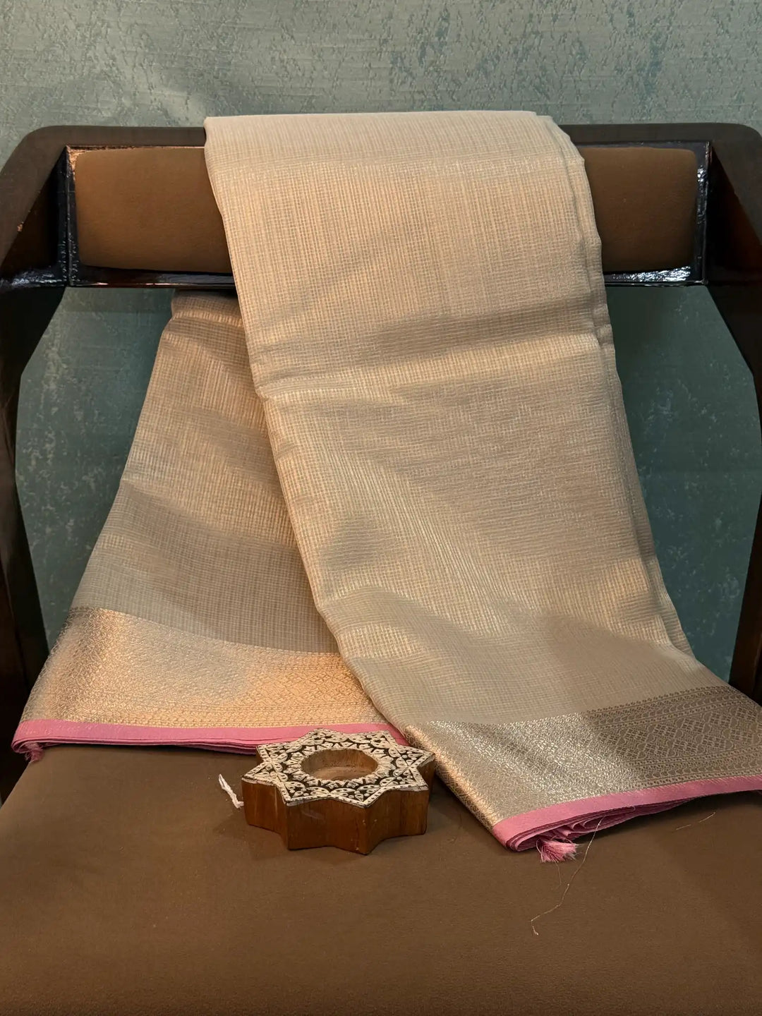 Contemporary Weave Kora Tissue Silk Banarasi Saree