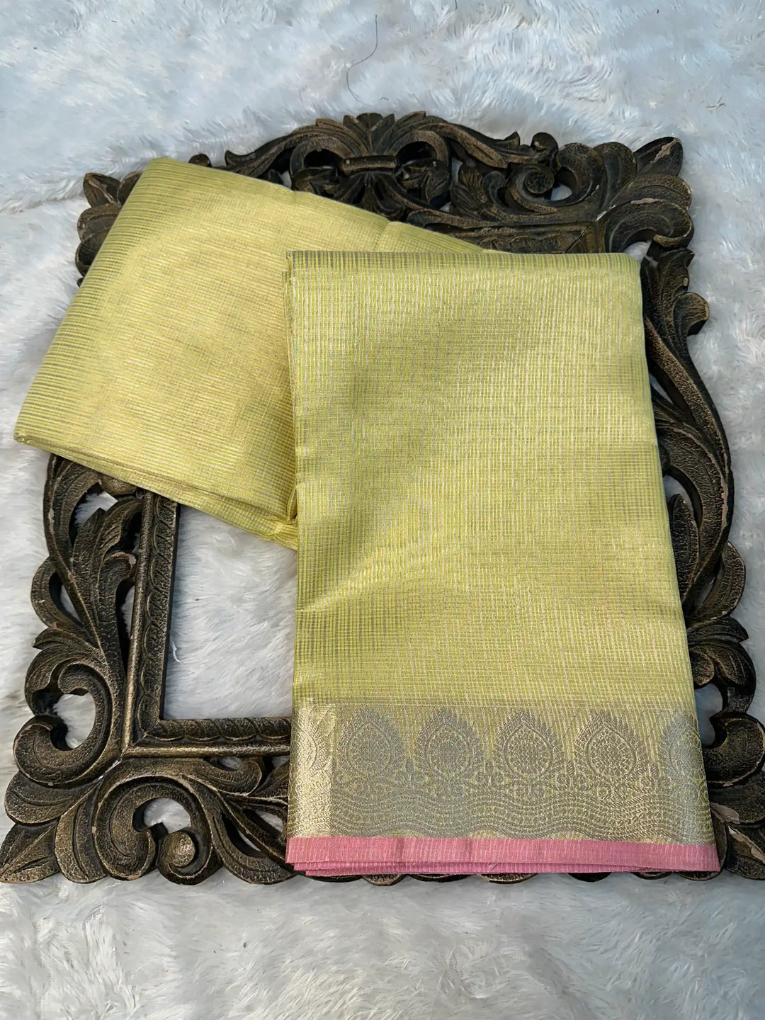 Contemporary Weave Kora Tissue Silk Banarasi Saree