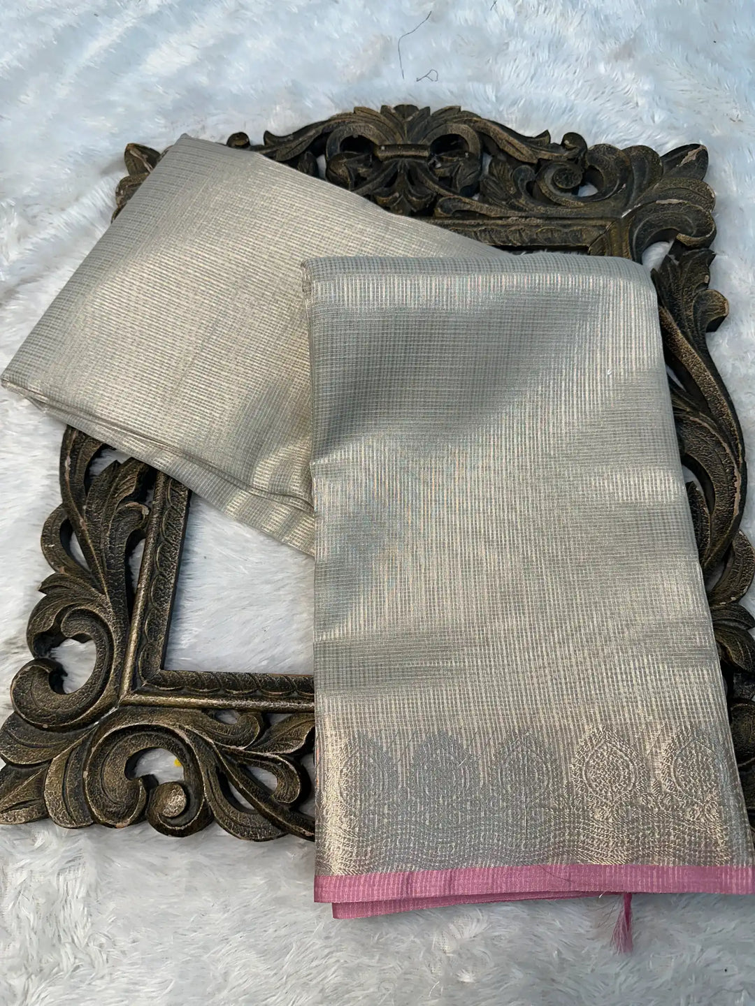 Eccentric Weave Softsilk Traditional Banarasi Saree