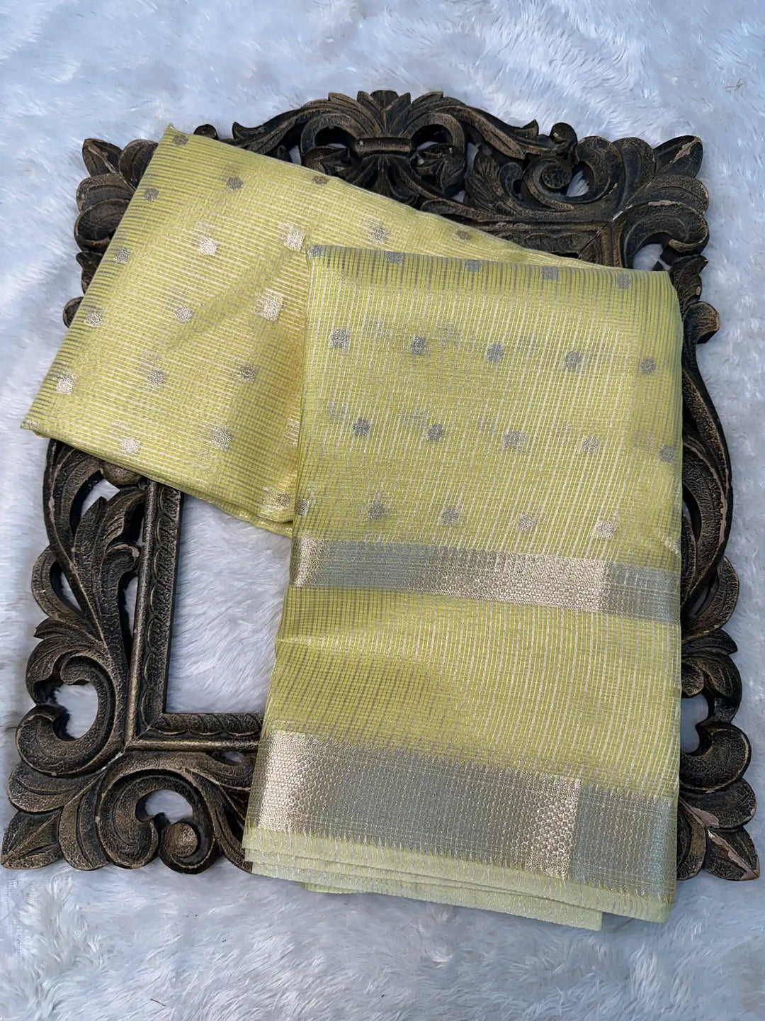 Eccentric Weave Softsilk Traditional Banarasi Saree