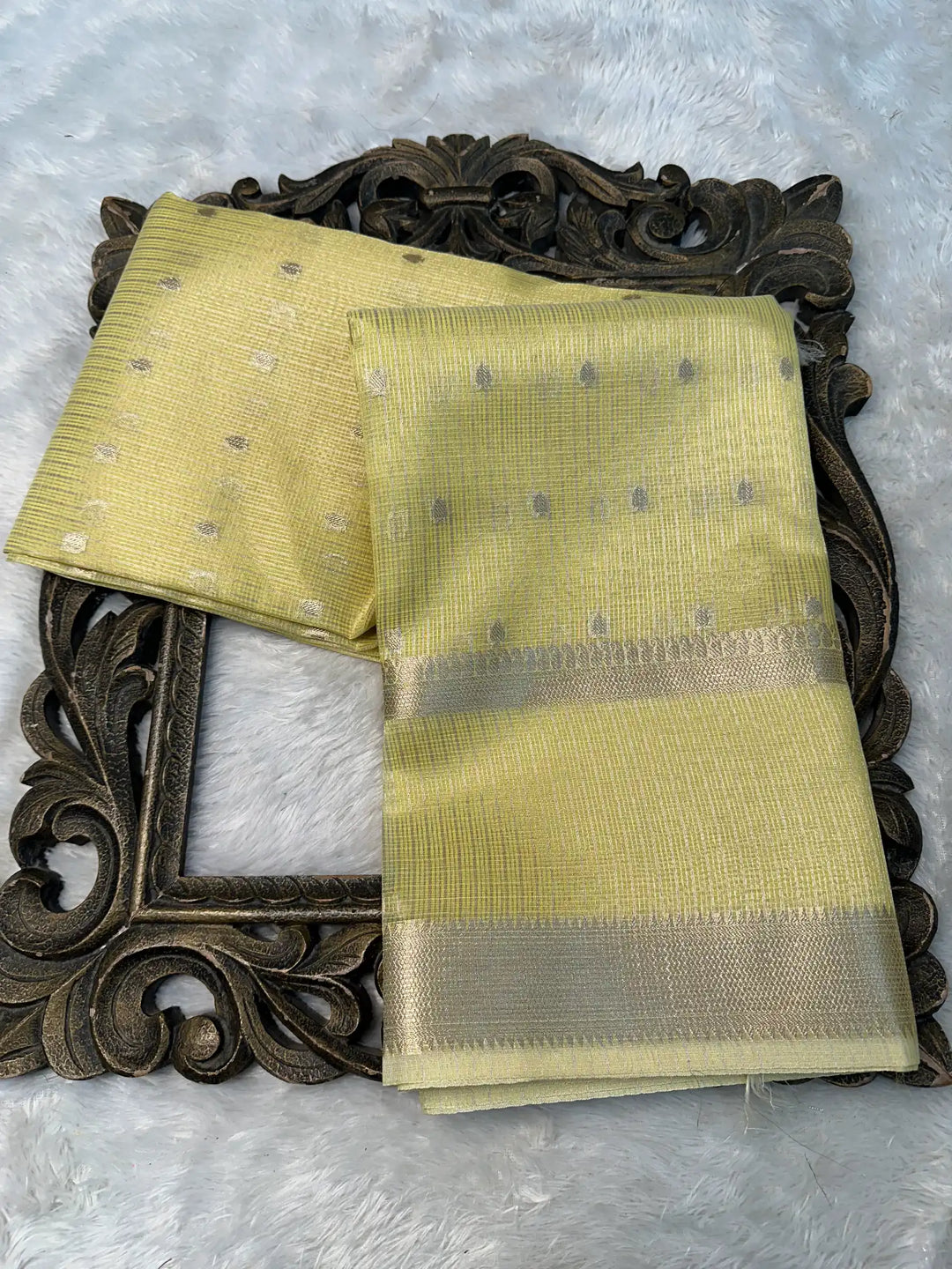 Eccentric Weave Softsilk Traditional Banarasi Saree