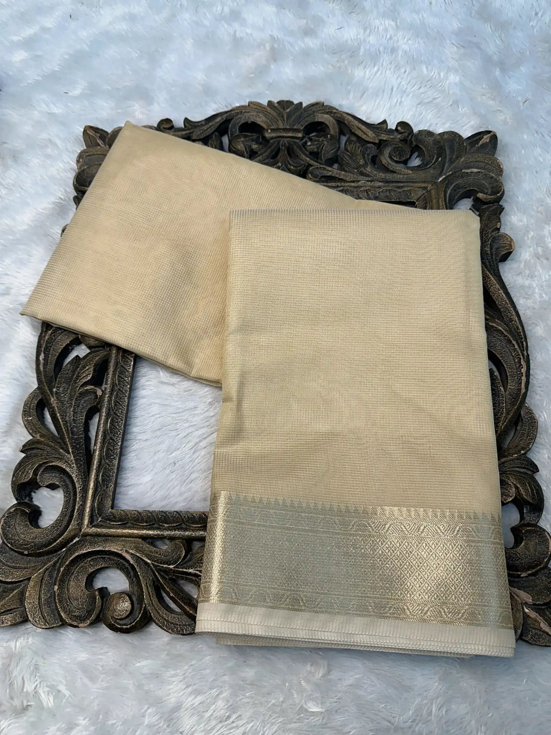 Eccentric Weave Softsilk Traditional Banarasi Saree
