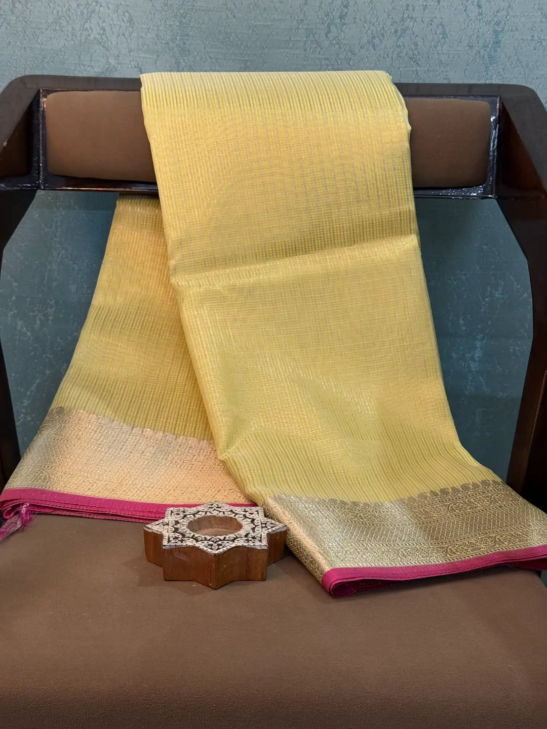 Eccentric Weave Softsilk Traditional Banarasi Saree