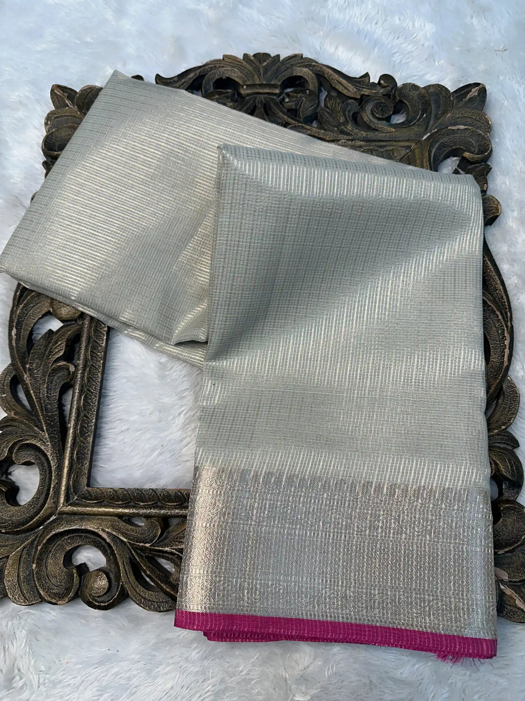 Eccentric Weave Softsilk Traditional Banarasi Saree