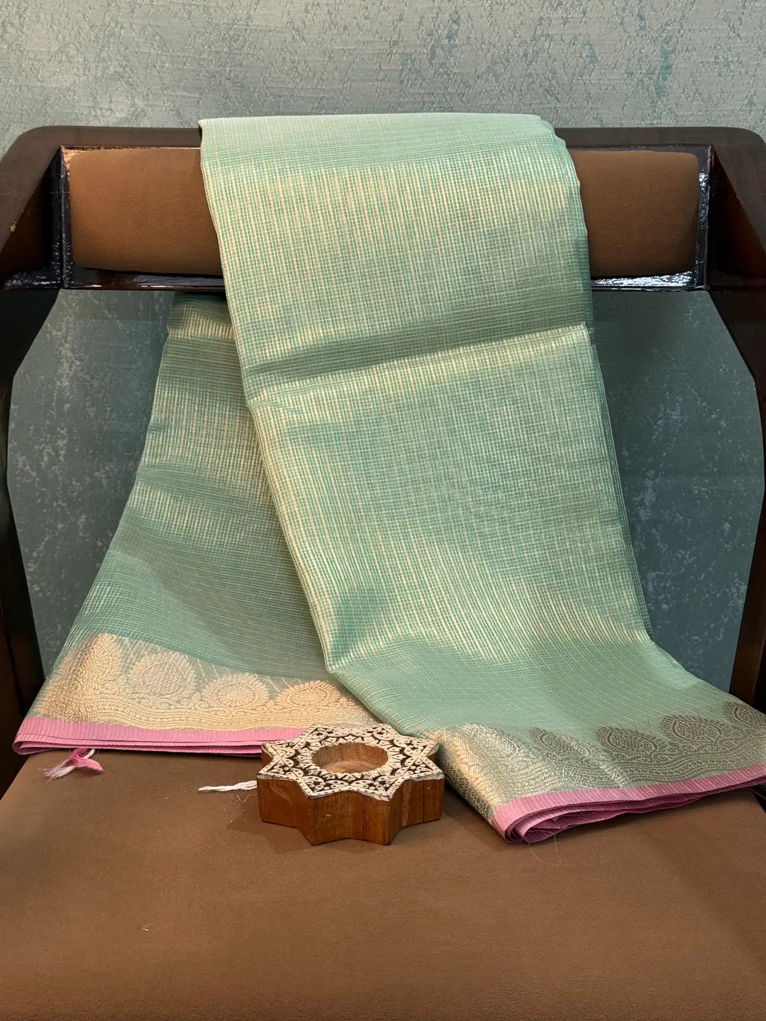 Contemporary Weave Kora Tissue Silk Banarasi Saree